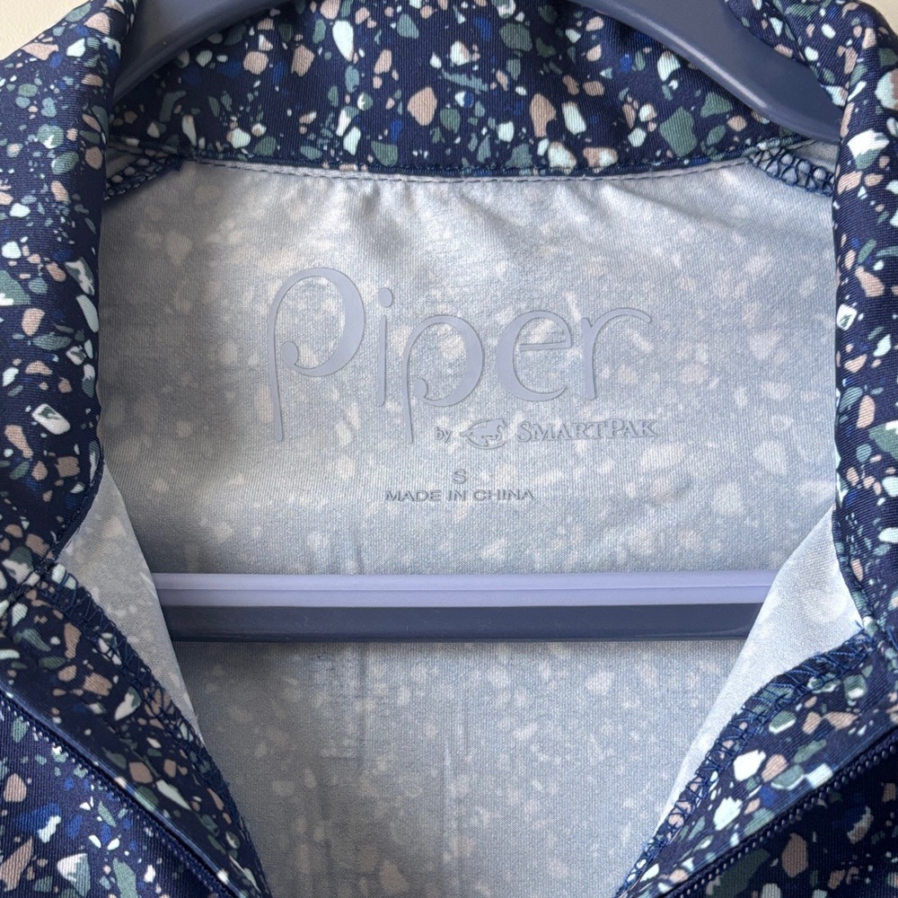 SmartPak Piper SmartCore 1/4 Zip Shirt- S- Sapphire Jewel Print w/ Mesh Sleeves - Picture 4 of 4